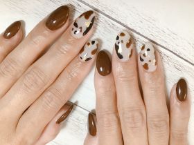 		ジェル。牛柄。