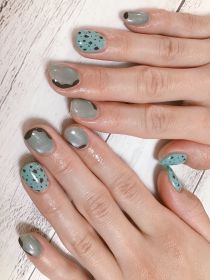 スカルプチュア。チョコミントネイル。